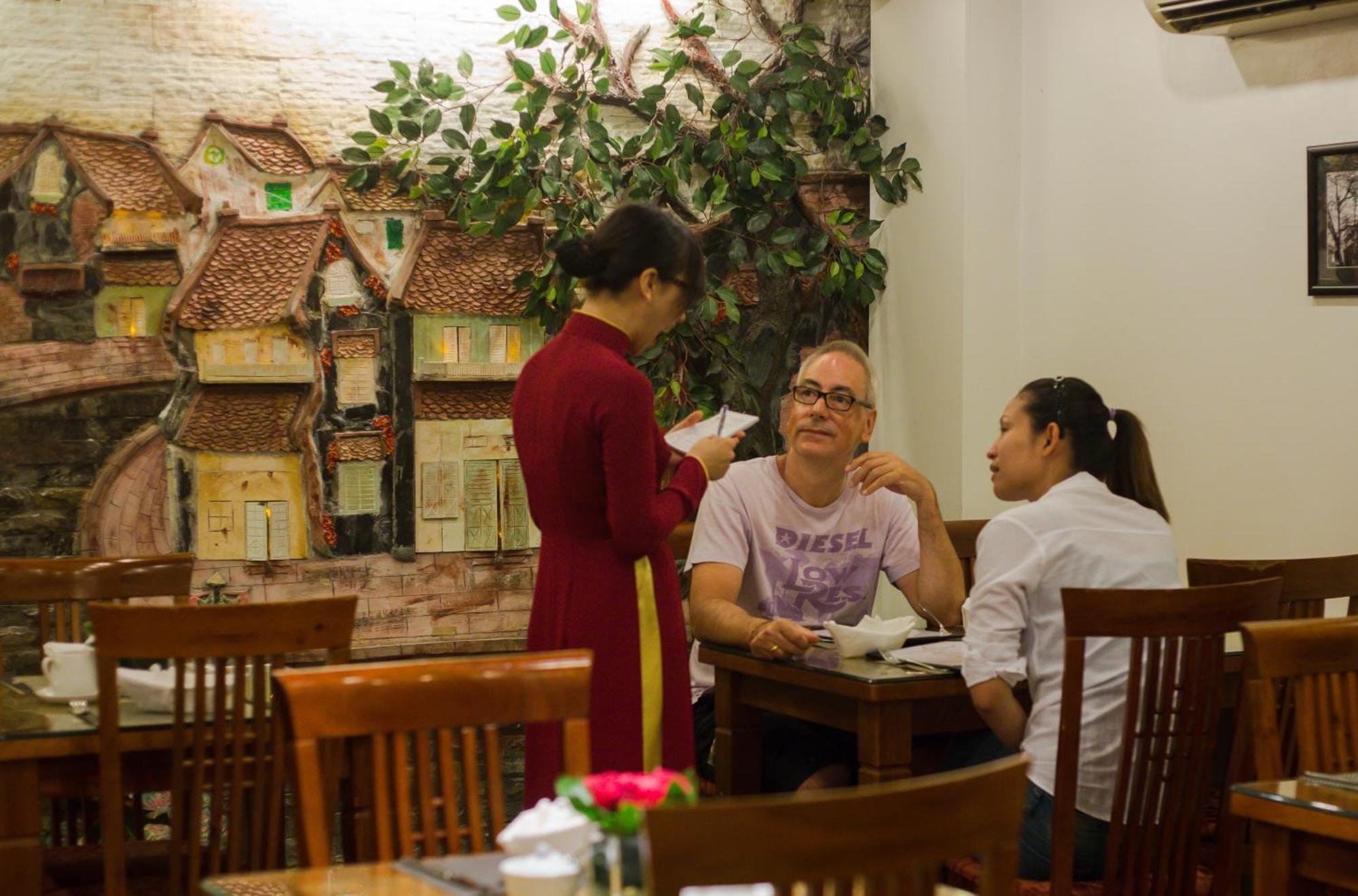 Eliana Ruby Hotel & Travel — Photos 1